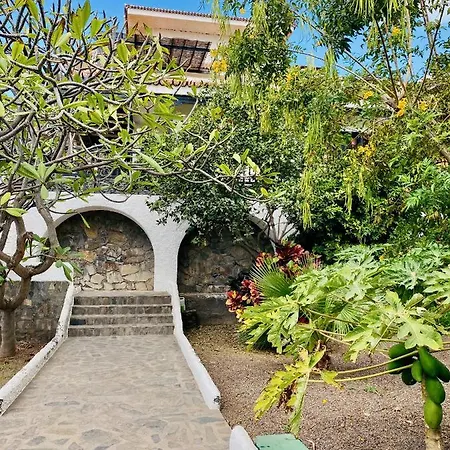 Gerardo La Playa de la Calera